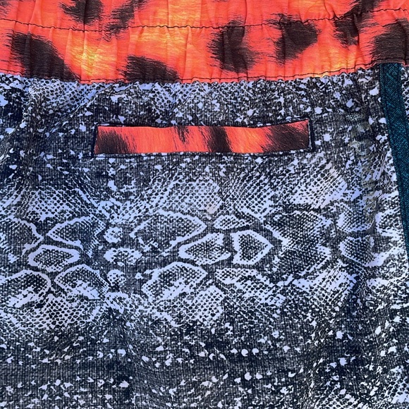 HURLEY animal print Super Suede Beachrider Board Shorts - Picture 5 of 6